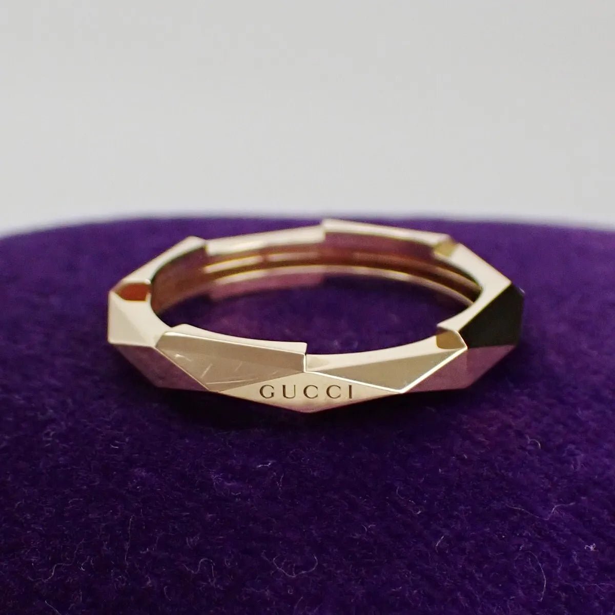 Gucci Link to Love Studded - Brandsamsara