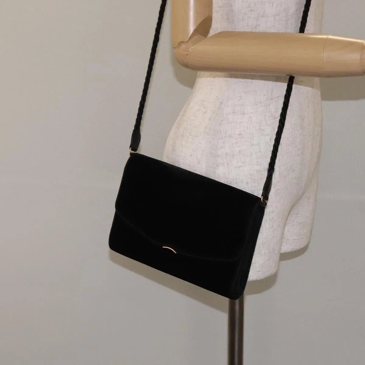 Gucci Vintage Flap - Brandsamsara