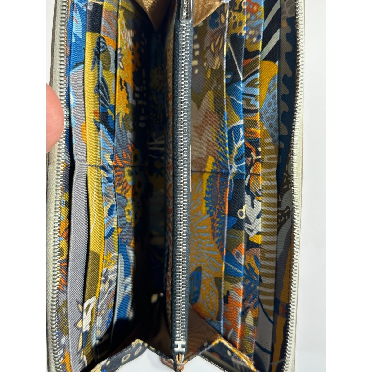 Hermes Silk'In Long Wallet - Brandsamsara