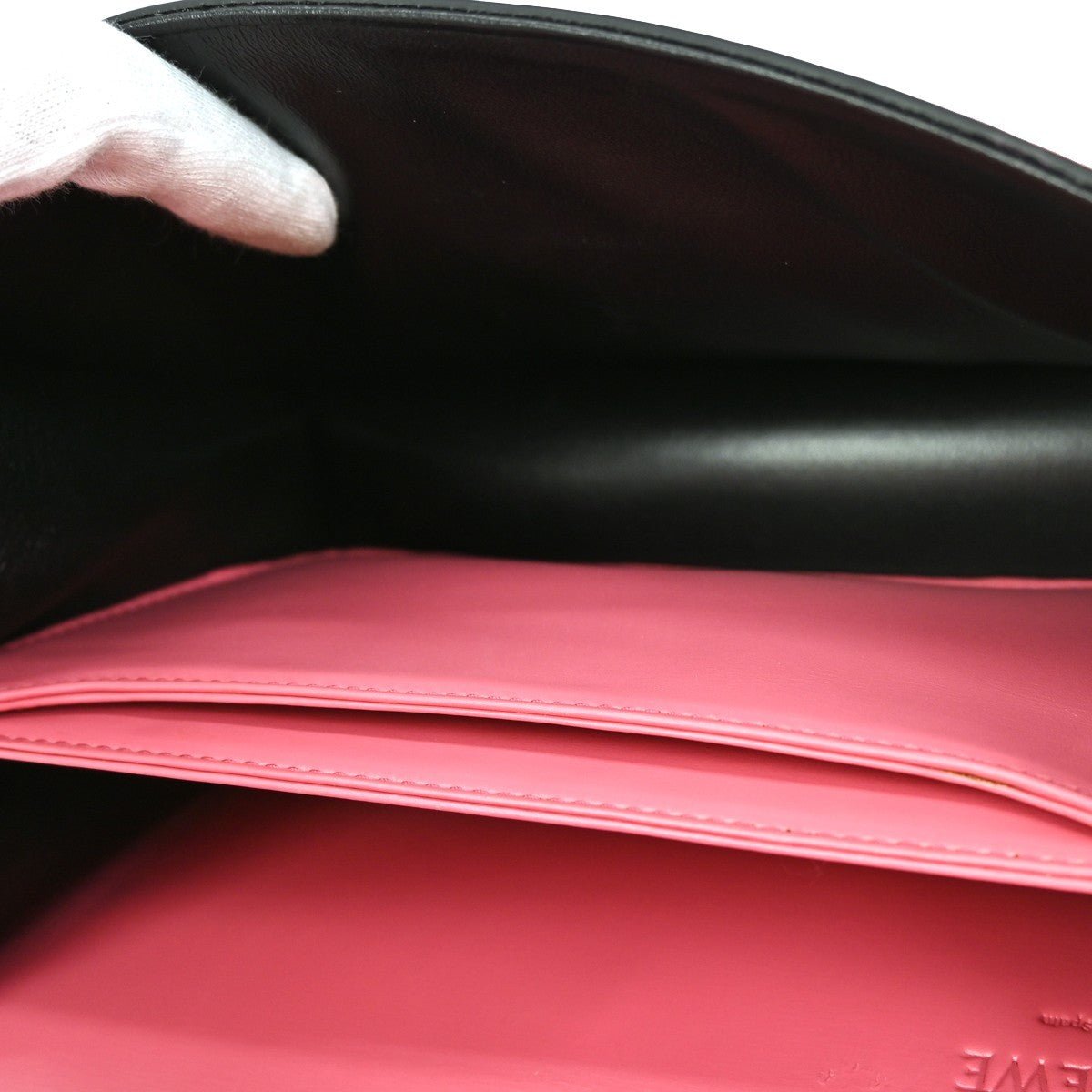 Loewe Barcelona Shoulder Bag - Brandsamsara