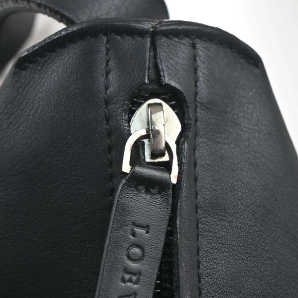 Loewe Vintage - Brandsamsara
