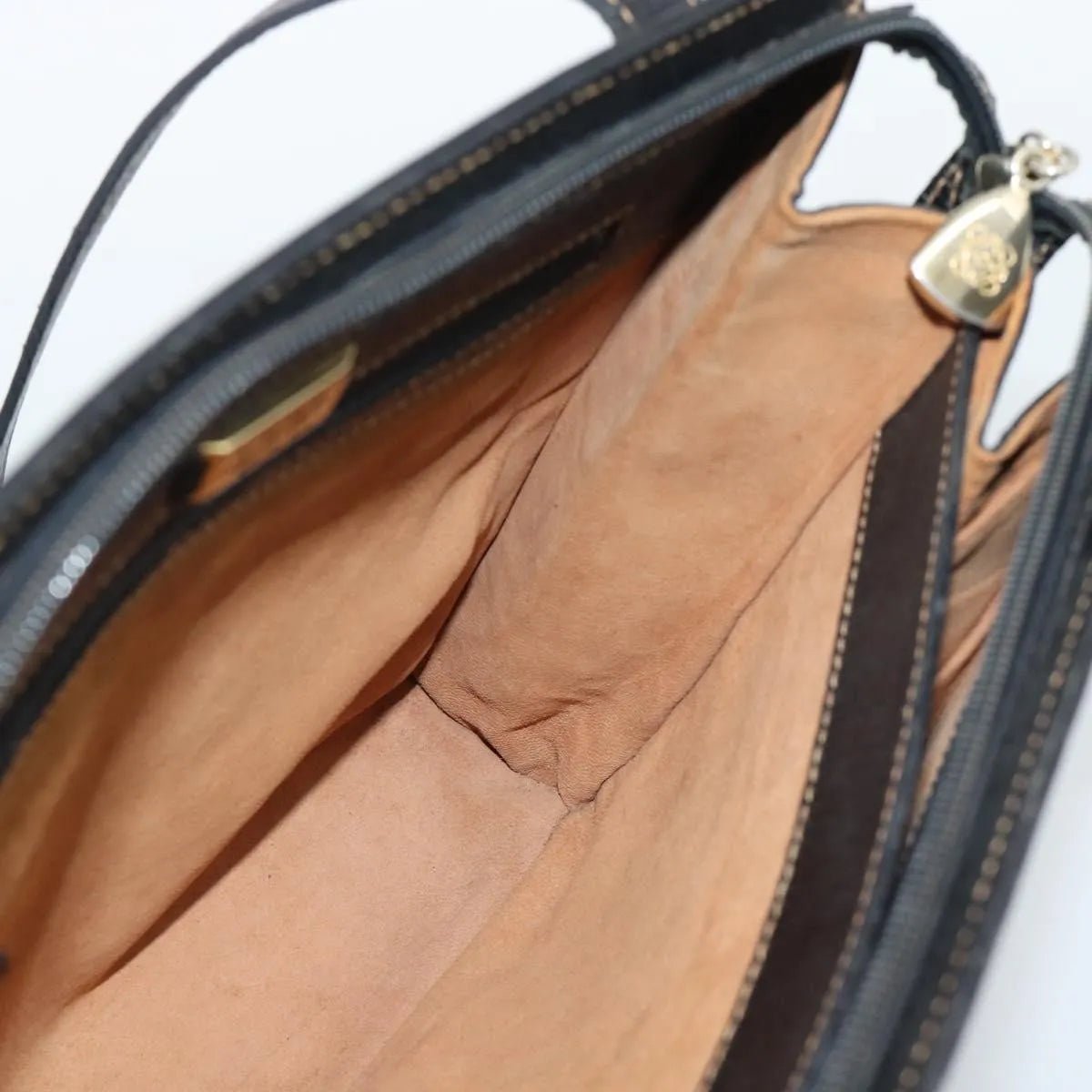 Loewe Vintage - Brandsamsara