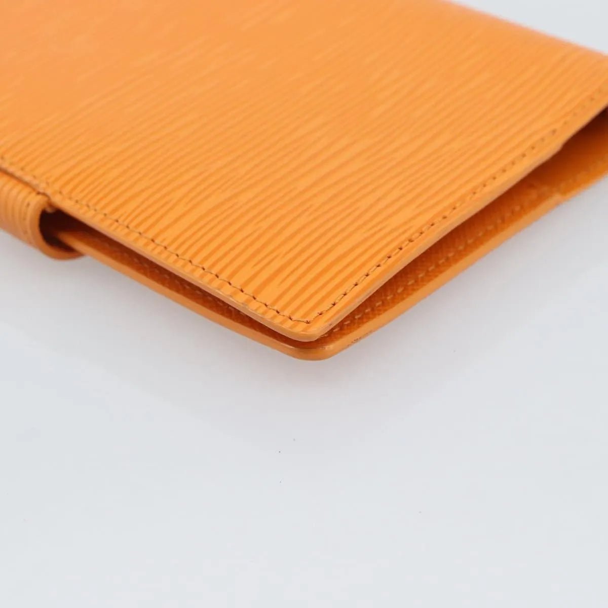Louis Vuitton Agenda Cover - Brandsamsara