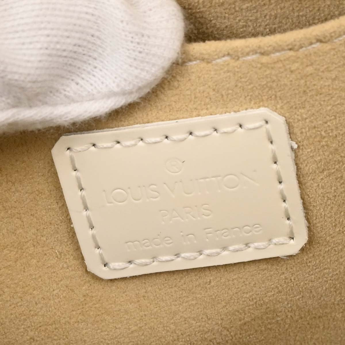 Louis Vuitton Alma Handbag - Brandsamsara