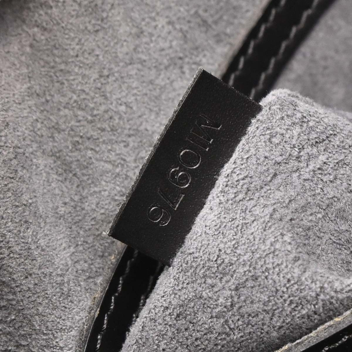 Louis Vuitton Alma Handbag - Brandsamsara