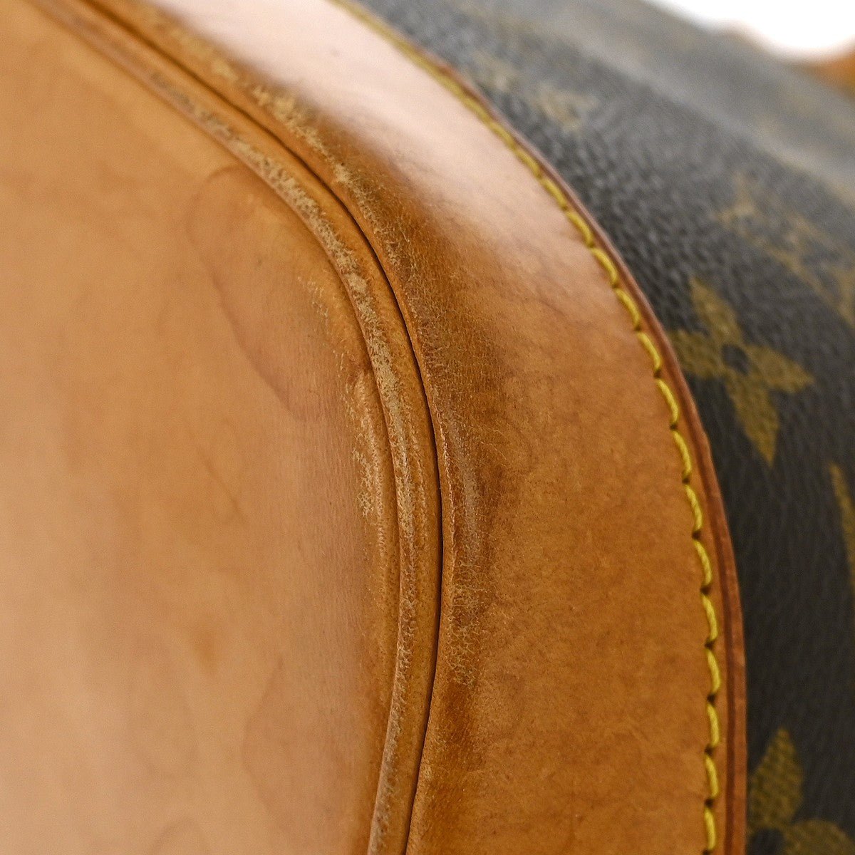 Louis Vuitton Alma Handbag - Brandsamsara