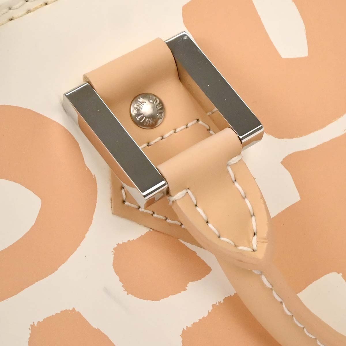 Louis Vuitton Alma Handbag - Brandsamsara