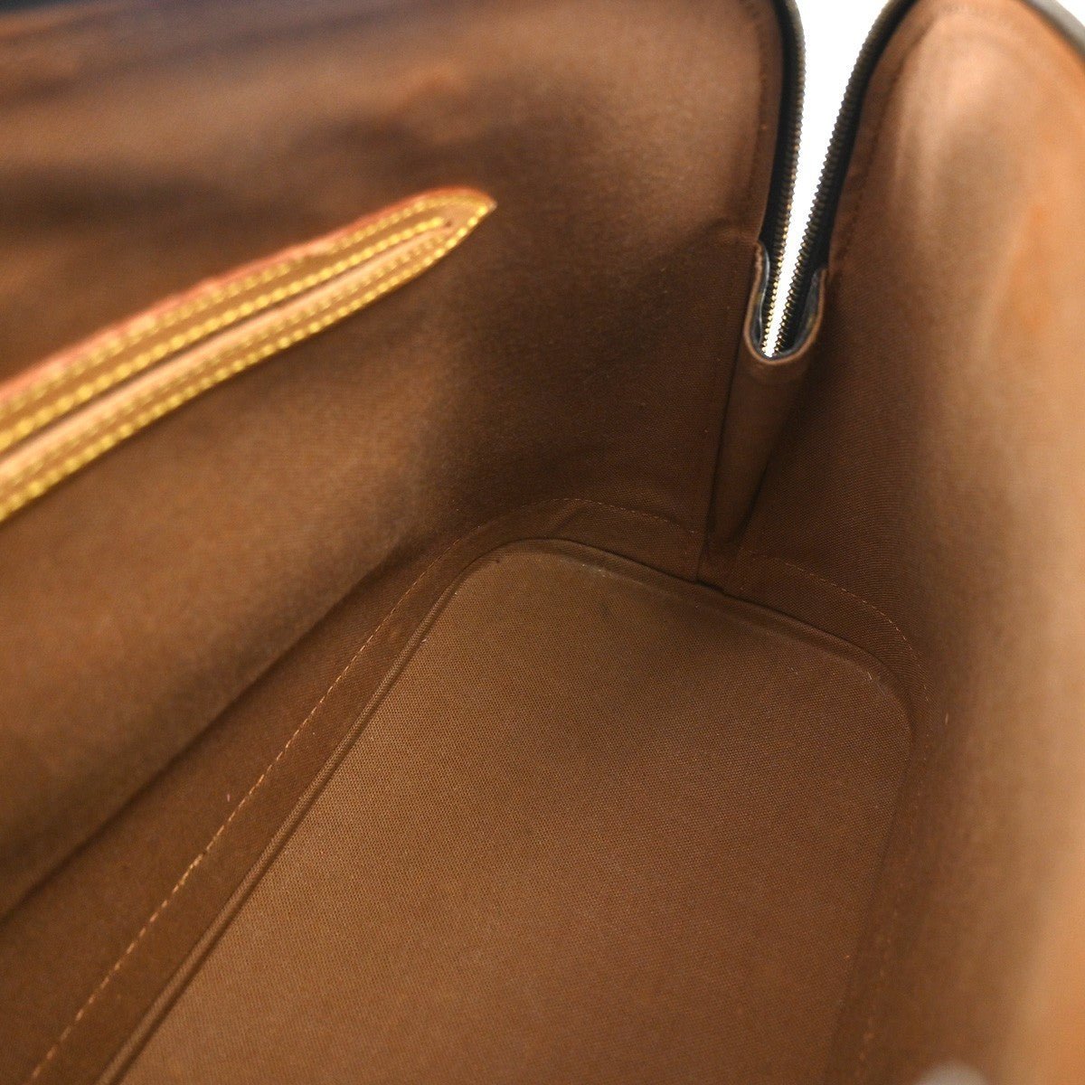 Louis Vuitton Alma Handbag - Brandsamsara