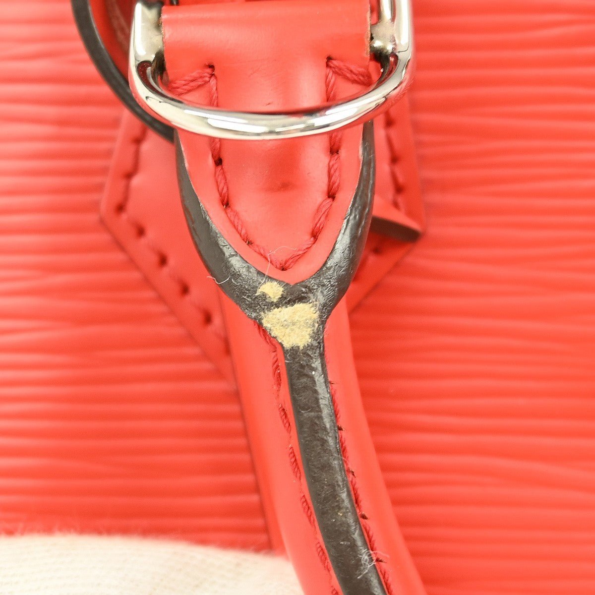 Louis Vuitton Alma Handbag - Brandsamsara