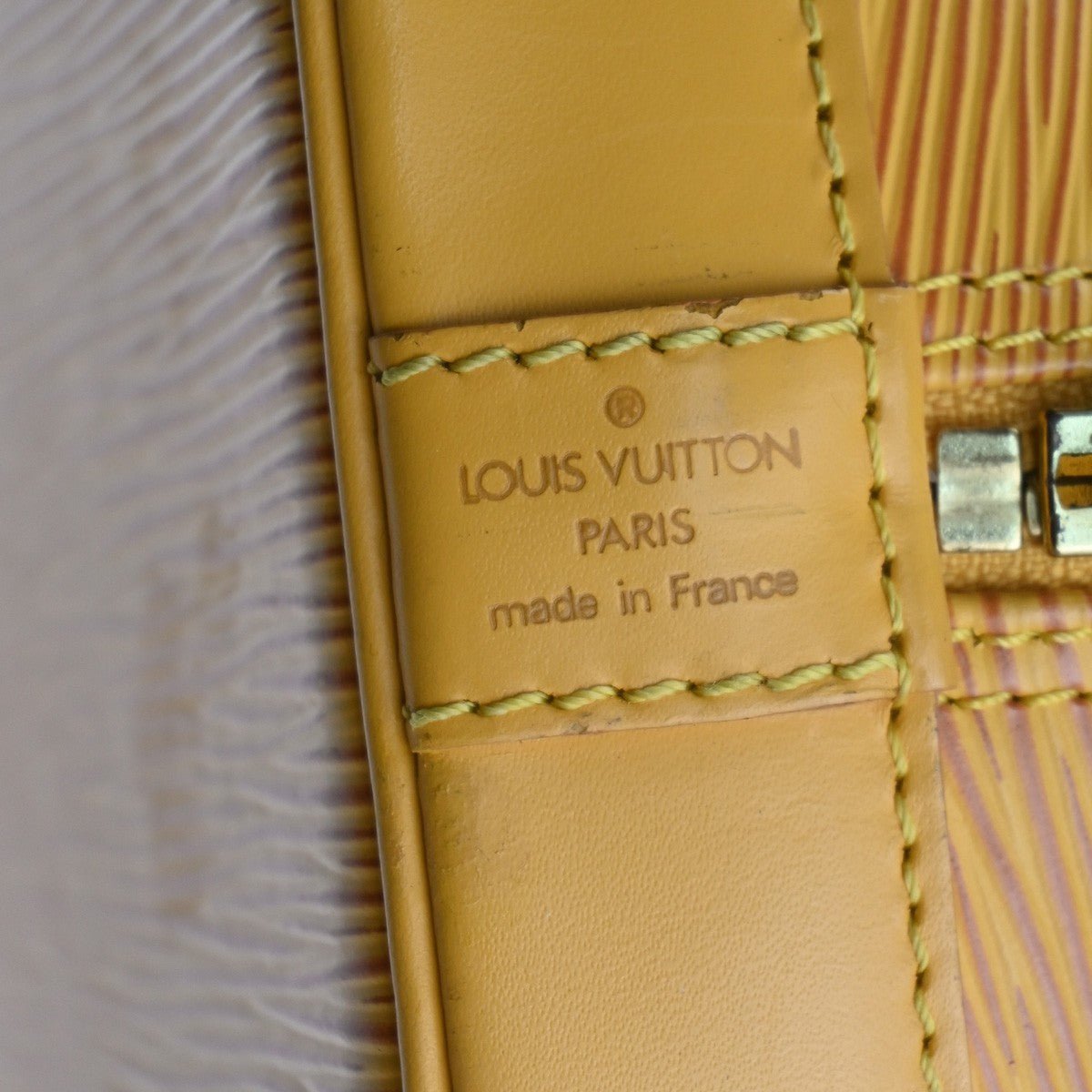 Louis Vuitton Alma Handbag - Brandsamsara