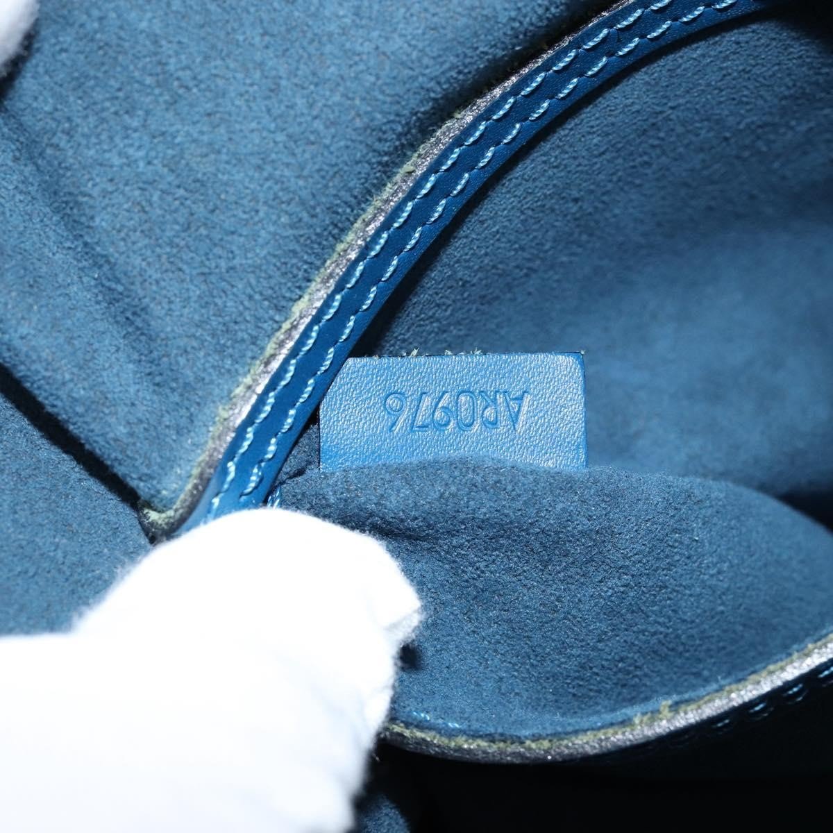 Louis Vuitton Alma Handbag - Brandsamsara