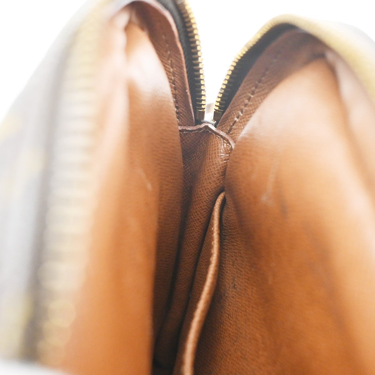 Louis Vuitton Amazone Bag - Brandsamsara