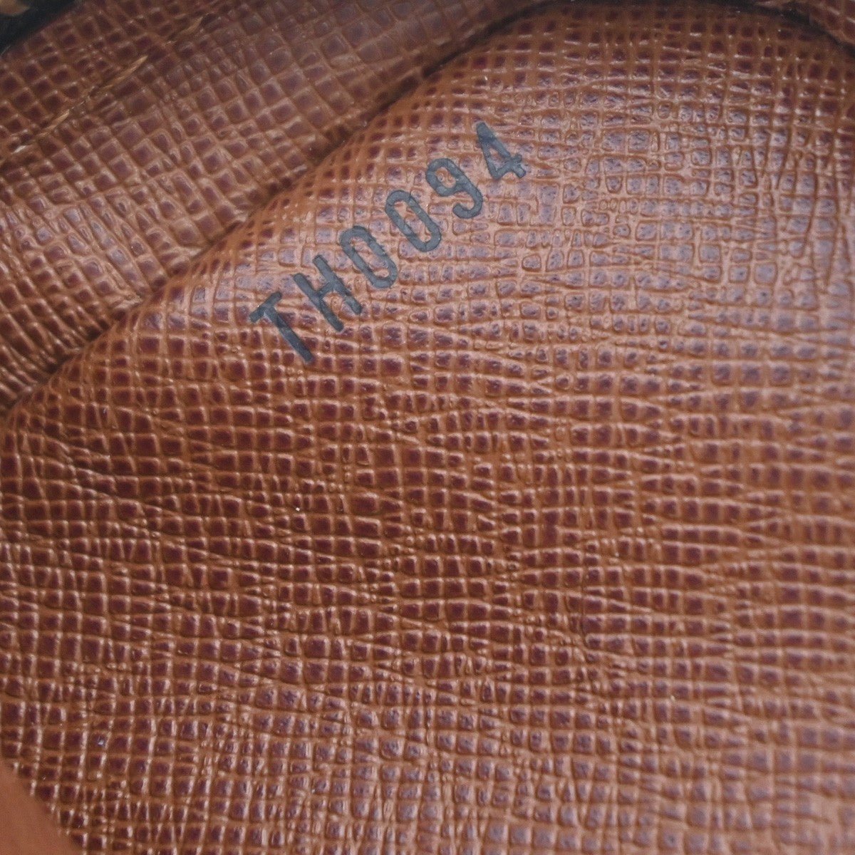 Louis Vuitton Amazone Bag - Brandsamsara