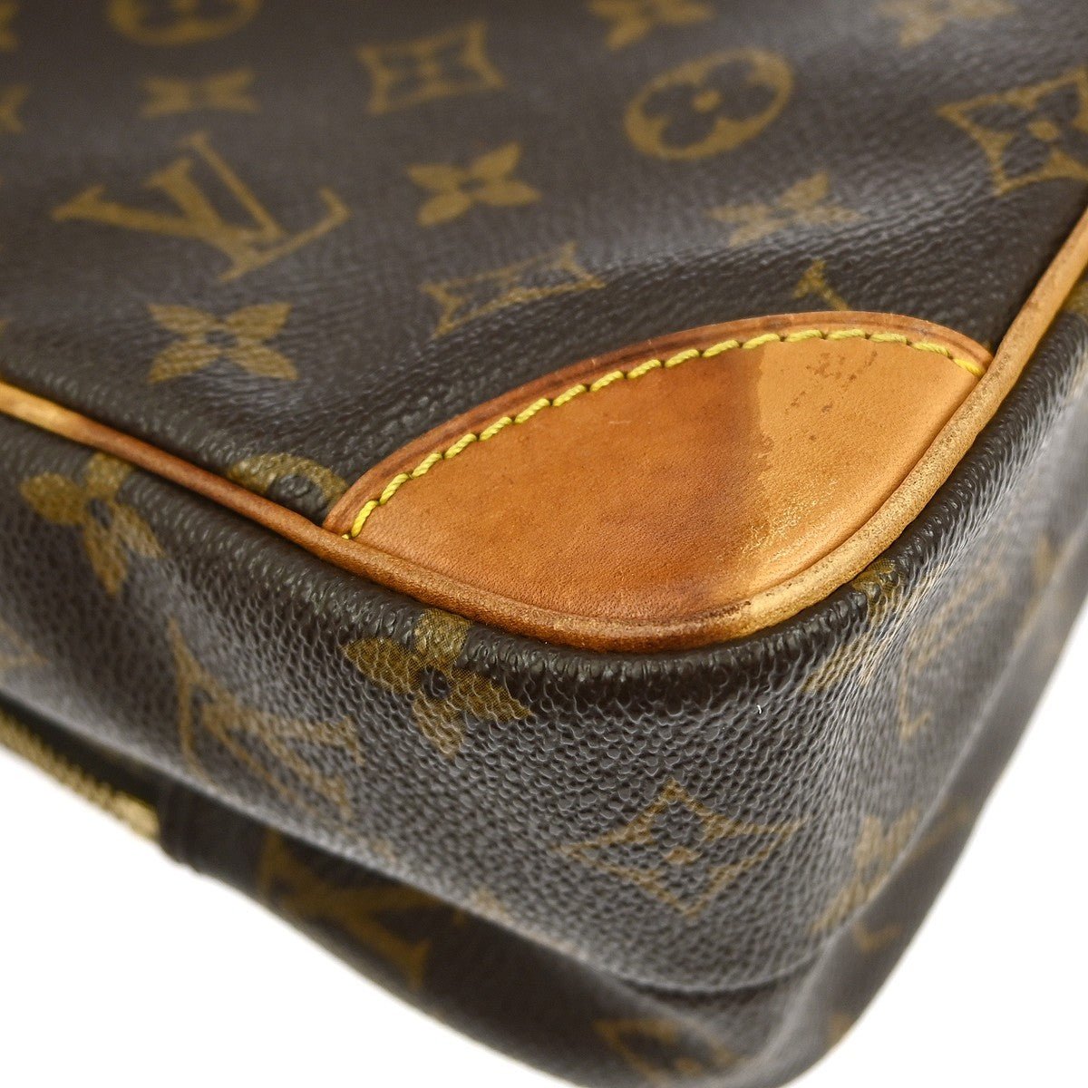 Louis Vuitton Amazone Bag - Brandsamsara