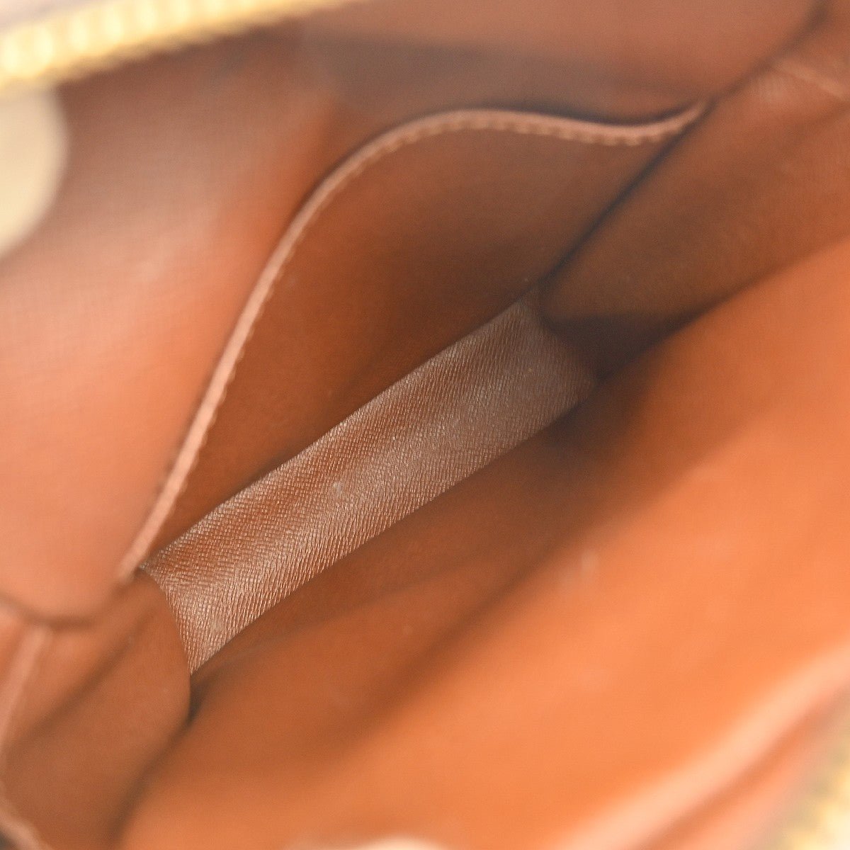 Louis Vuitton Amazone Bag - Brandsamsara