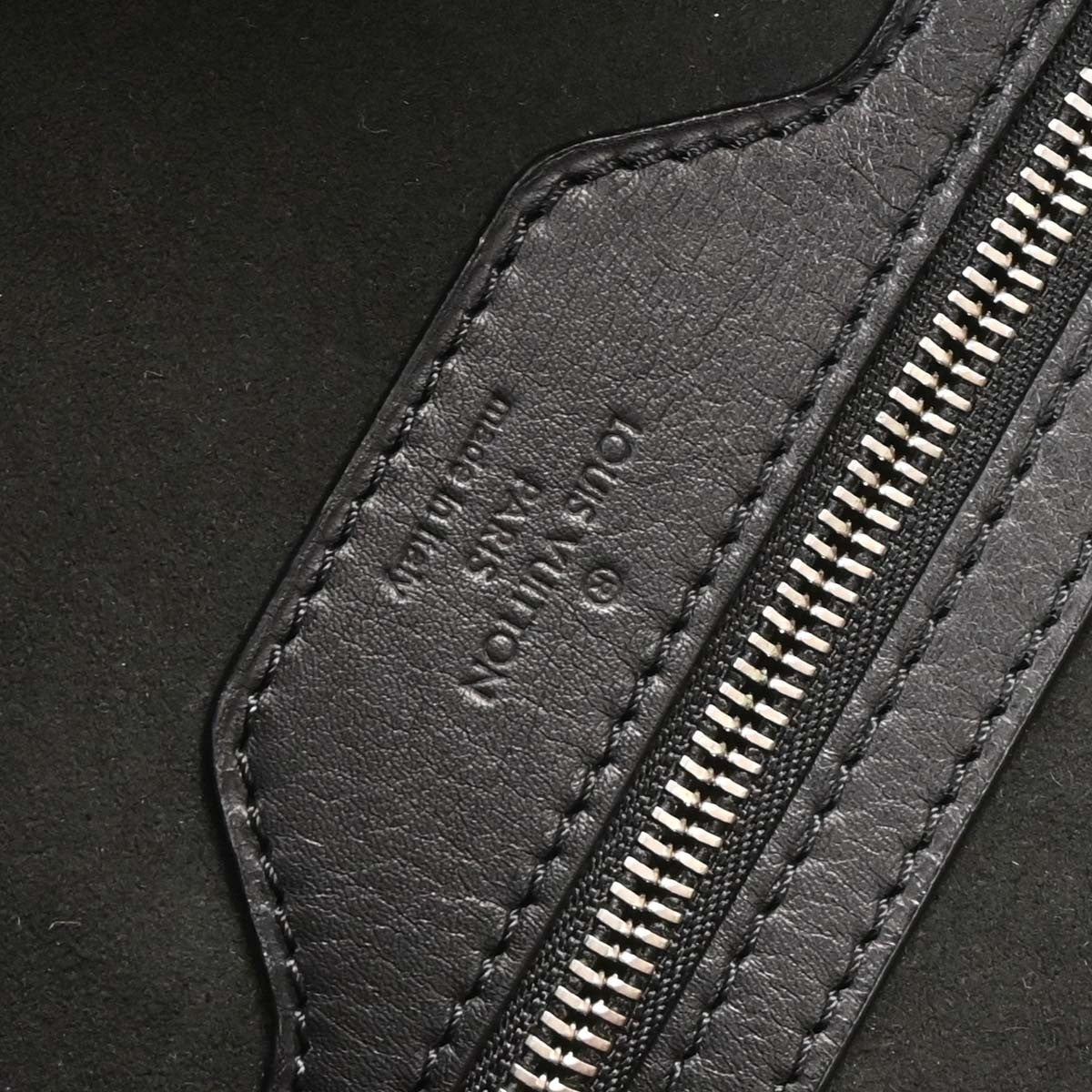 Louis Vuitton Antheia Ixia Handbag - Brandsamsara