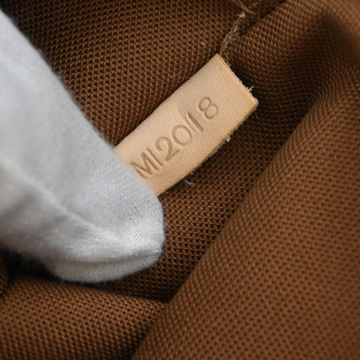 Louis Vuitton Aventure Practical Duffle Bag - Brandsamsara