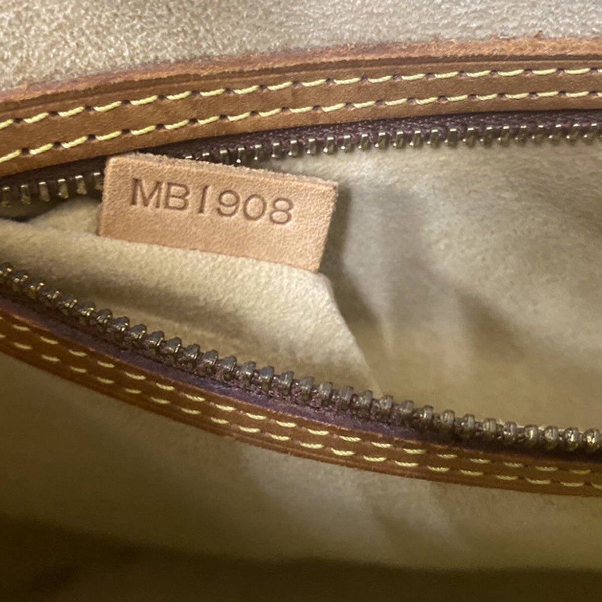 Louis Vuitton Babylone Handbag - Brandsamsara