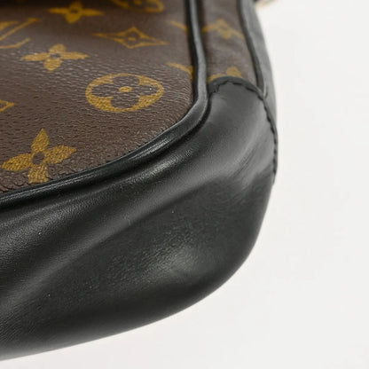 Louis Vuitton Bass Messenger - Brandsamsara