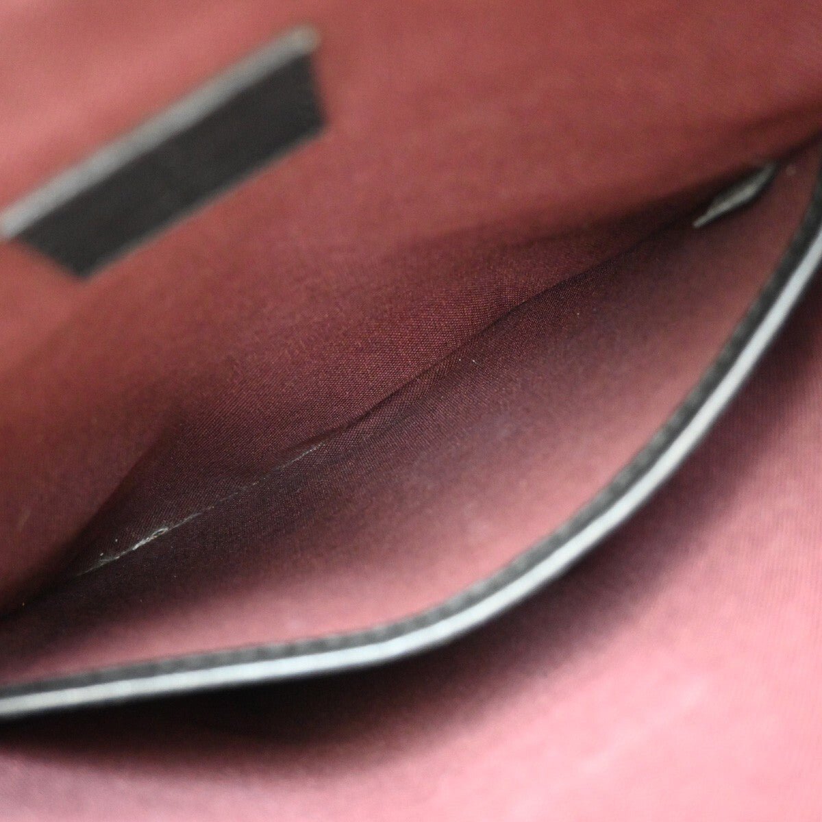 Louis Vuitton Bass Messenger Bag - Brandsamsara