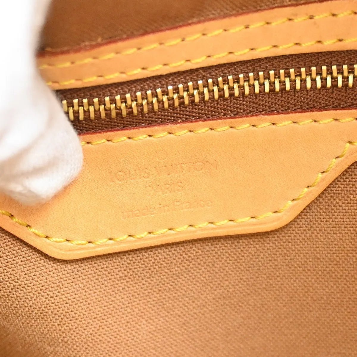 Louis Vuitton Batignolles - Brandsamsara