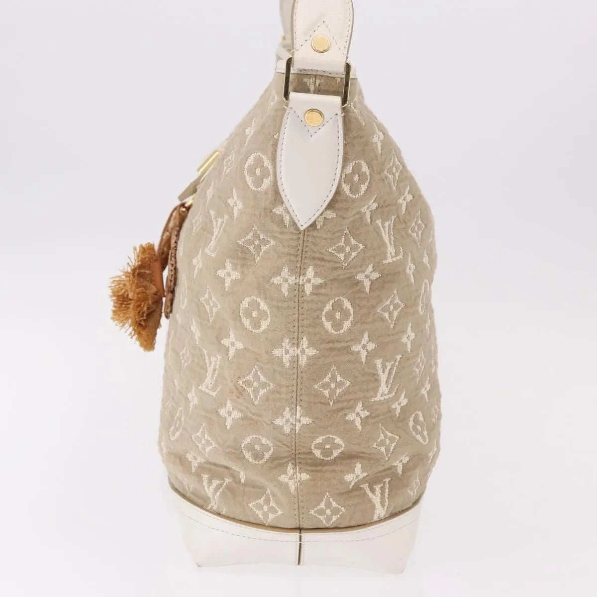 Louis Vuitton Besace Handbag - Brandsamsara