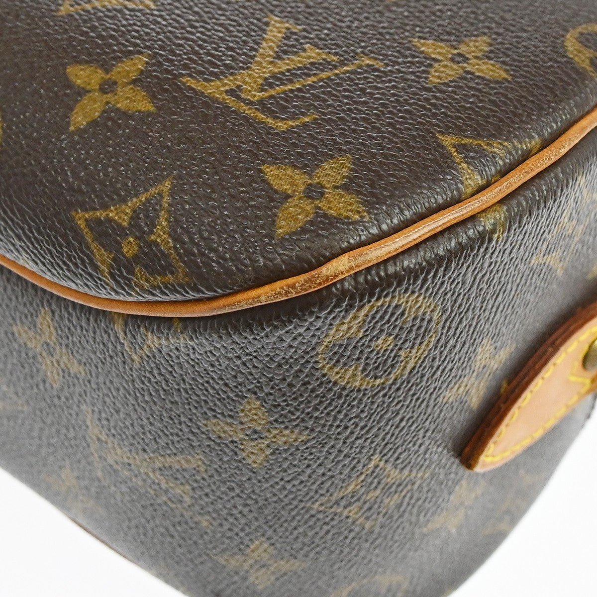 Louis Vuitton Blois - Brandsamsara