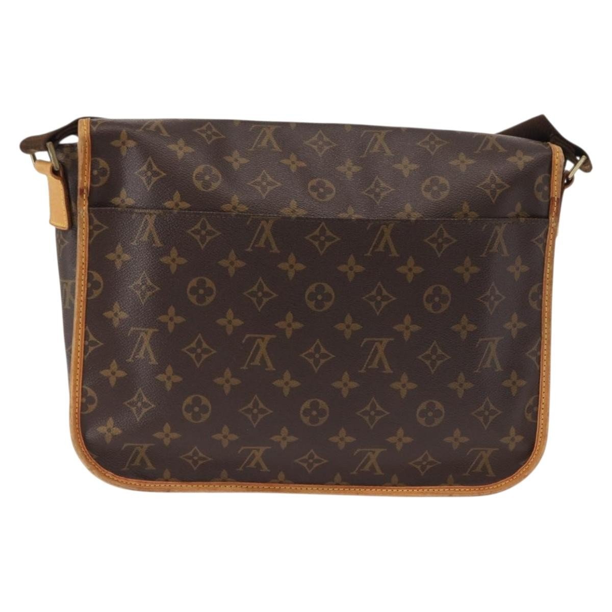 Louis Vuitton Bosphore Messenger Bag - Brandsamsara