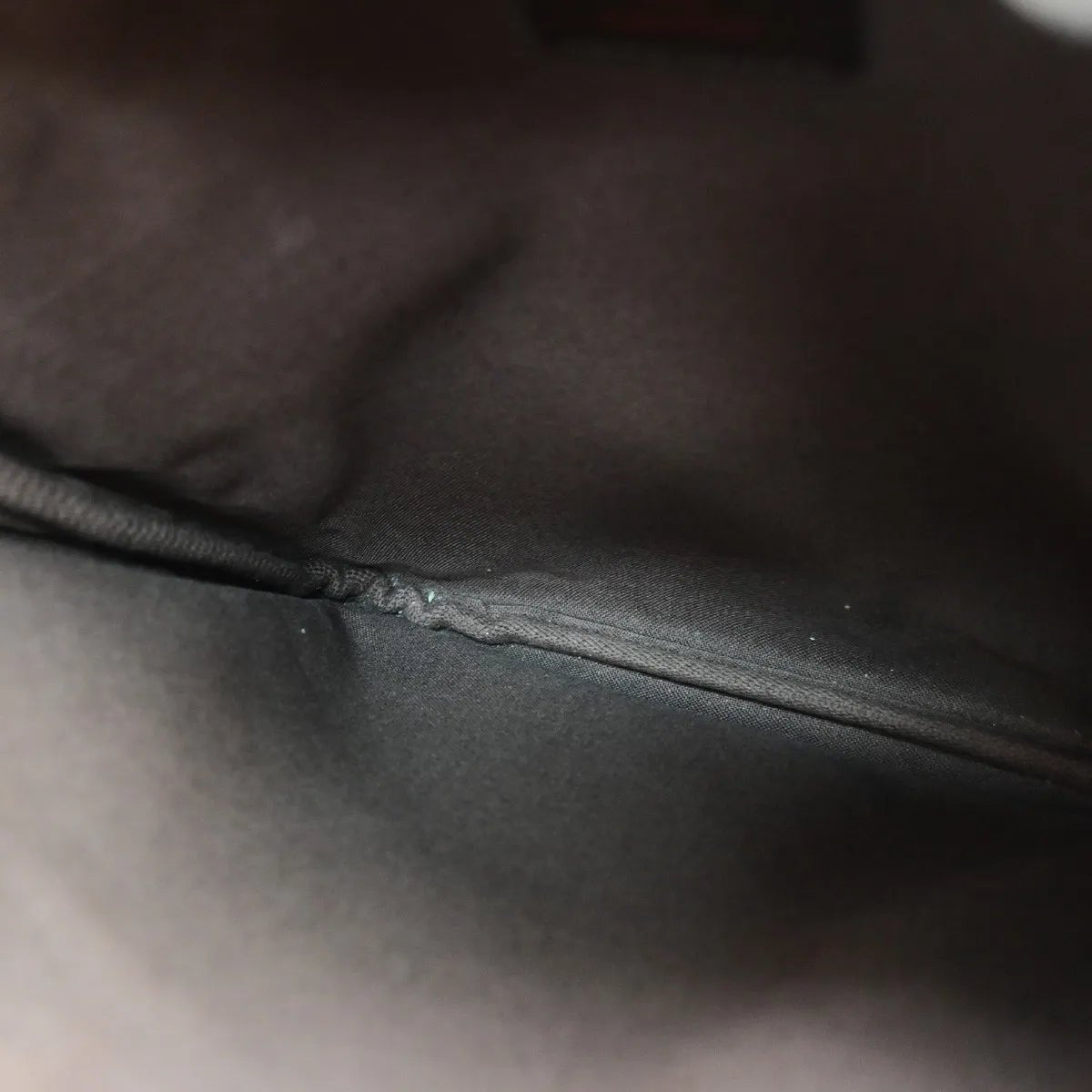 Louis Vuitton Bosphore Pochette - Brandsamsara