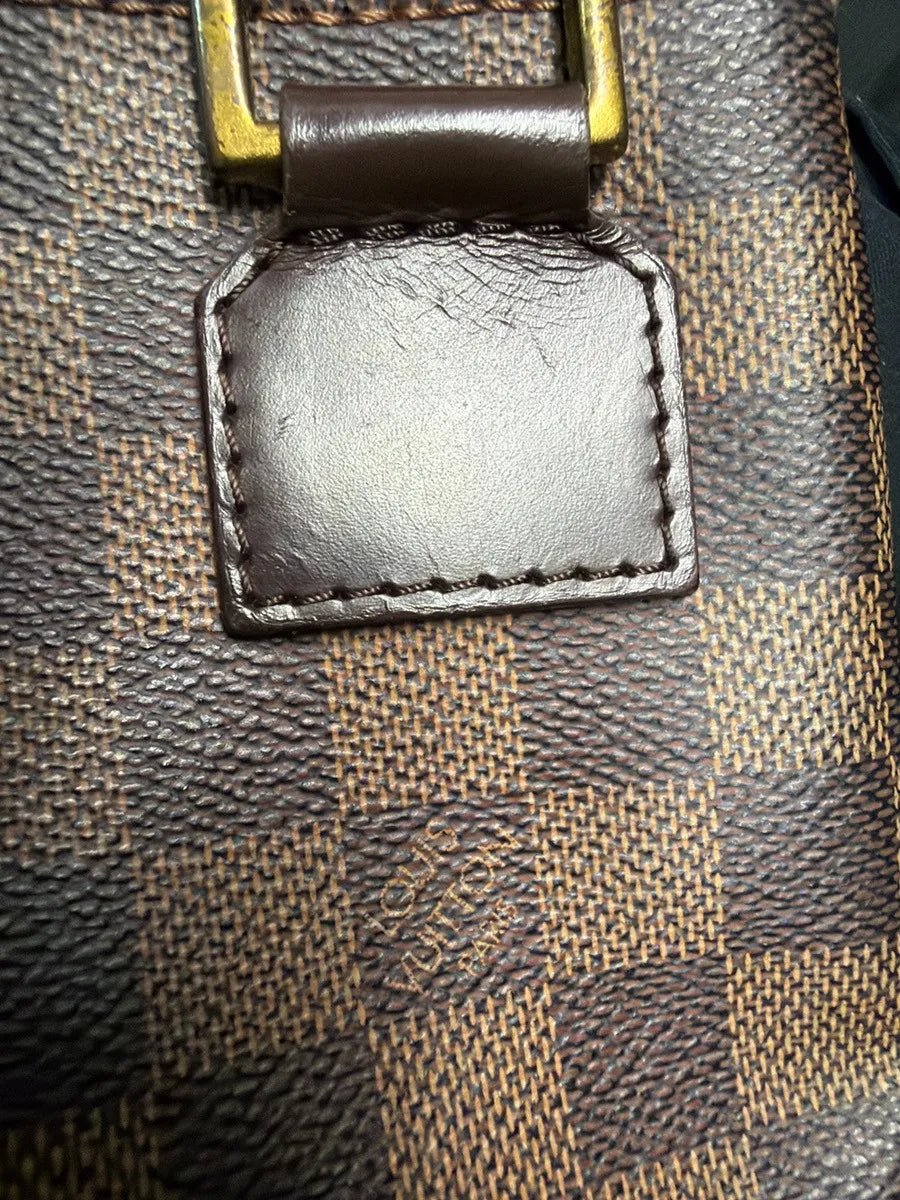 Louis Vuitton Bosphore Pochette - Brandsamsara