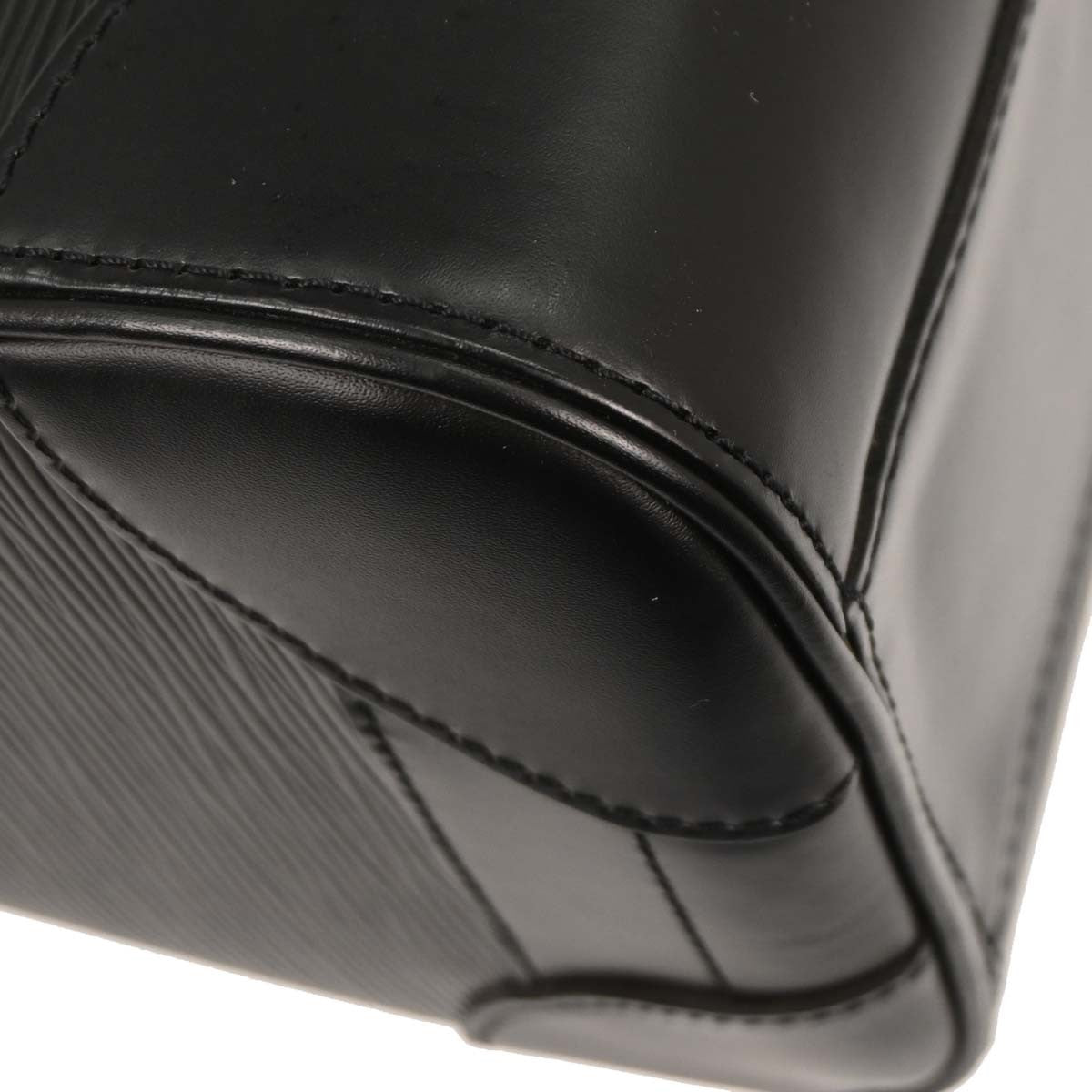 Louis Vuitton Bourget Duffle - Brandsamsara