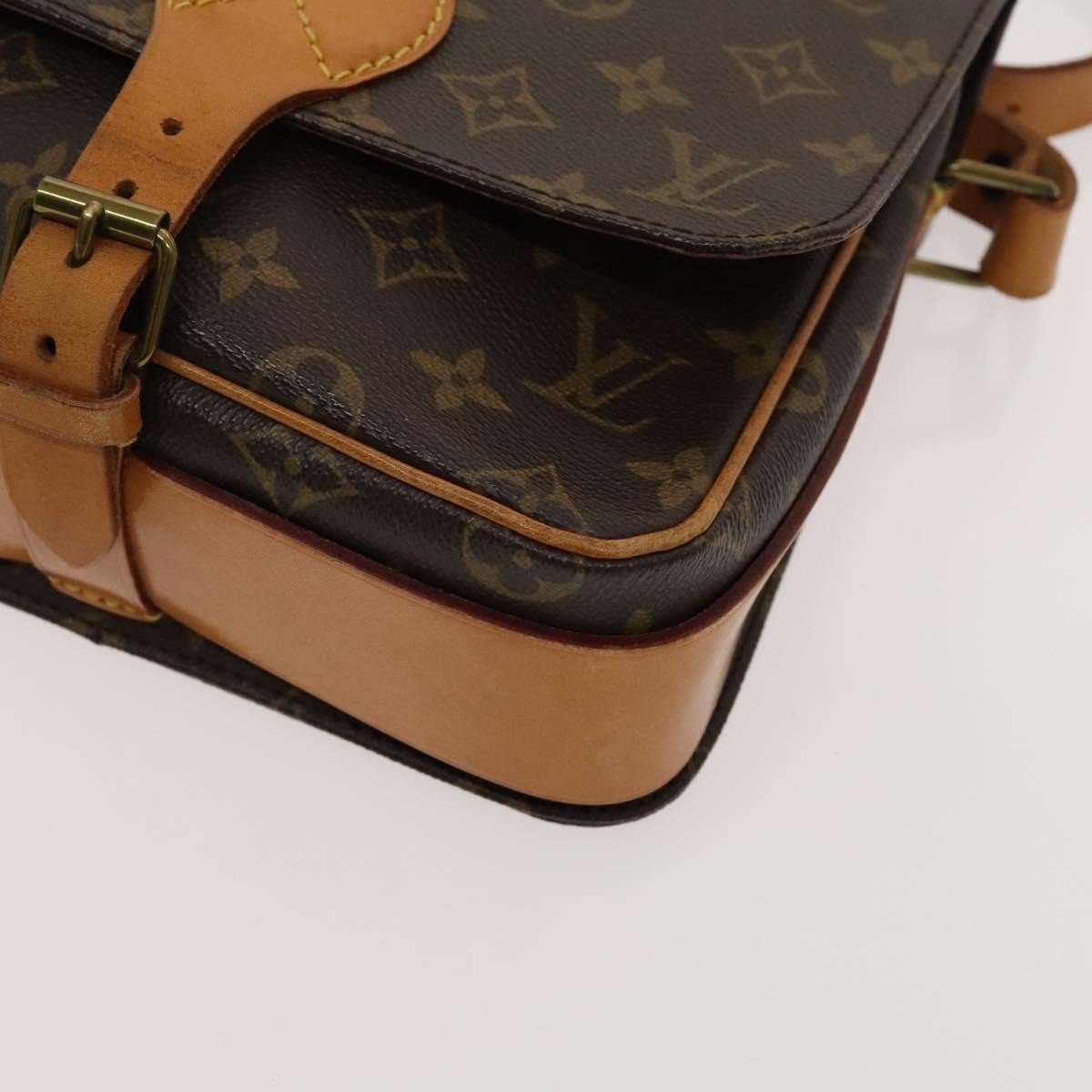 Louis Vuitton Cartouchiere Handbag - Brandsamsara