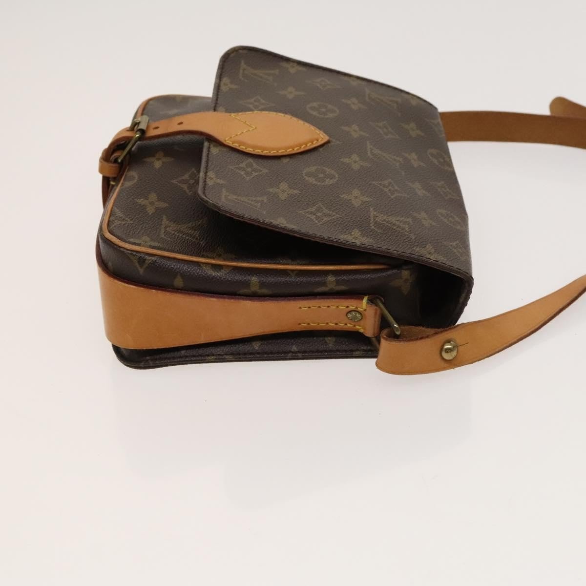 Louis Vuitton Cartouchiere Handbag - Brandsamsara