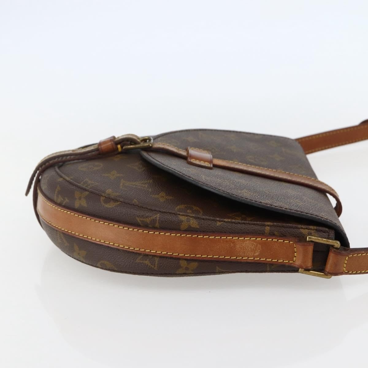 Louis Vuitton Chantilly Handbag - Brandsamsara