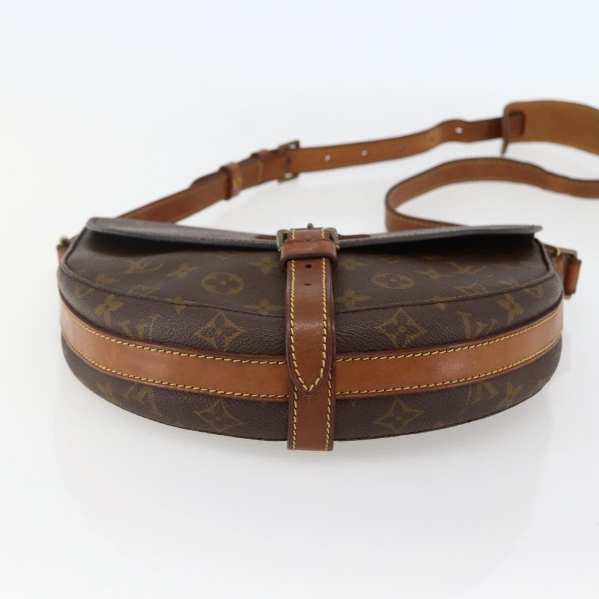 Louis Vuitton Chantilly Handbag - Brandsamsara