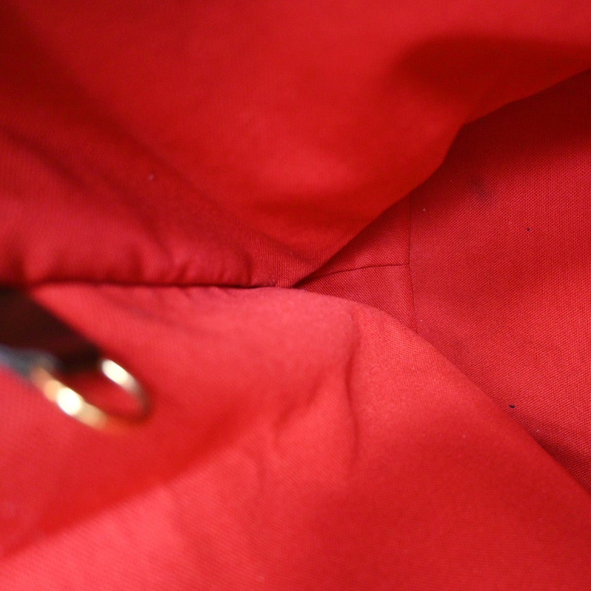 Louis Vuitton Chelsea Handbag - Brandsamsara