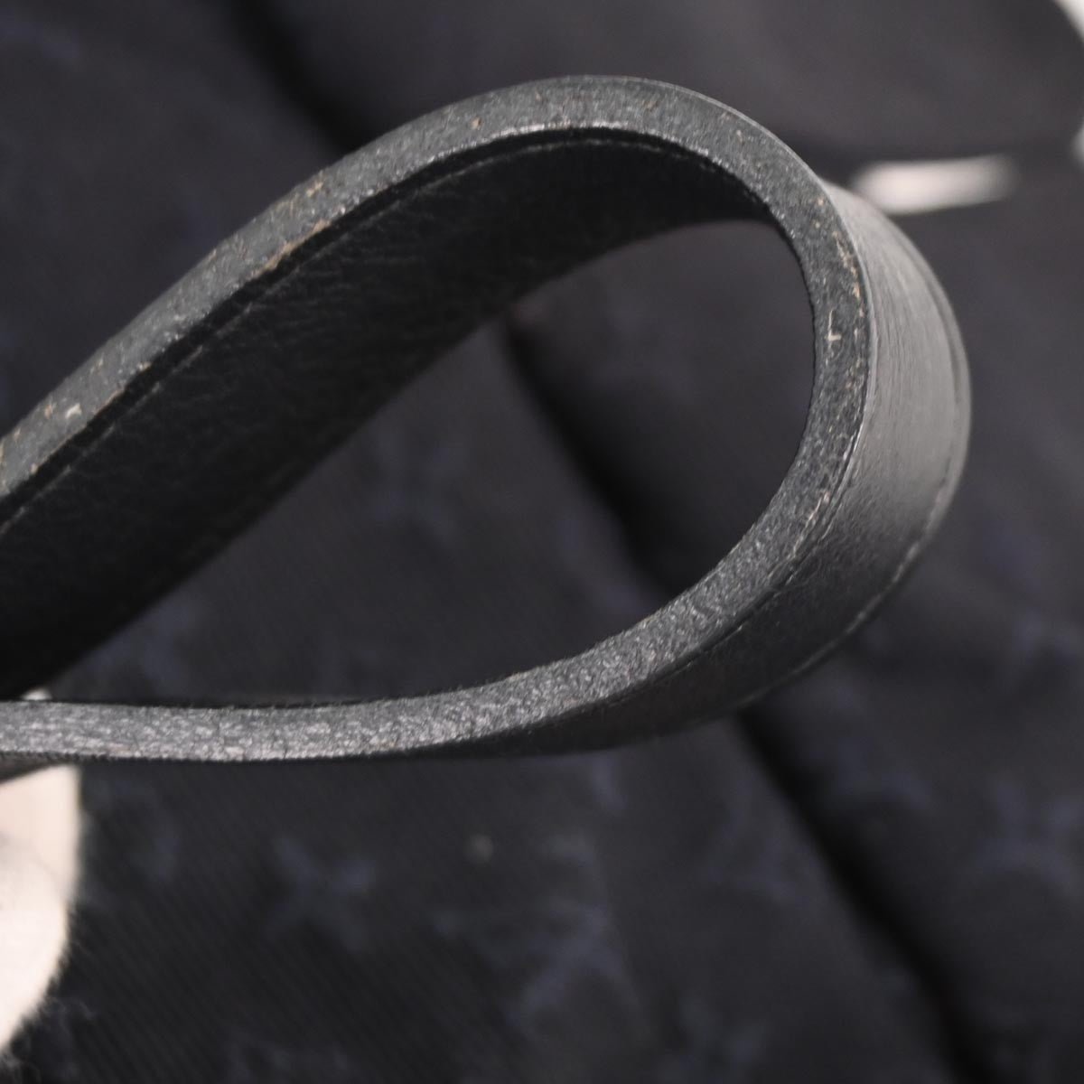 Louis Vuitton Claudine Handbag - Brandsamsara