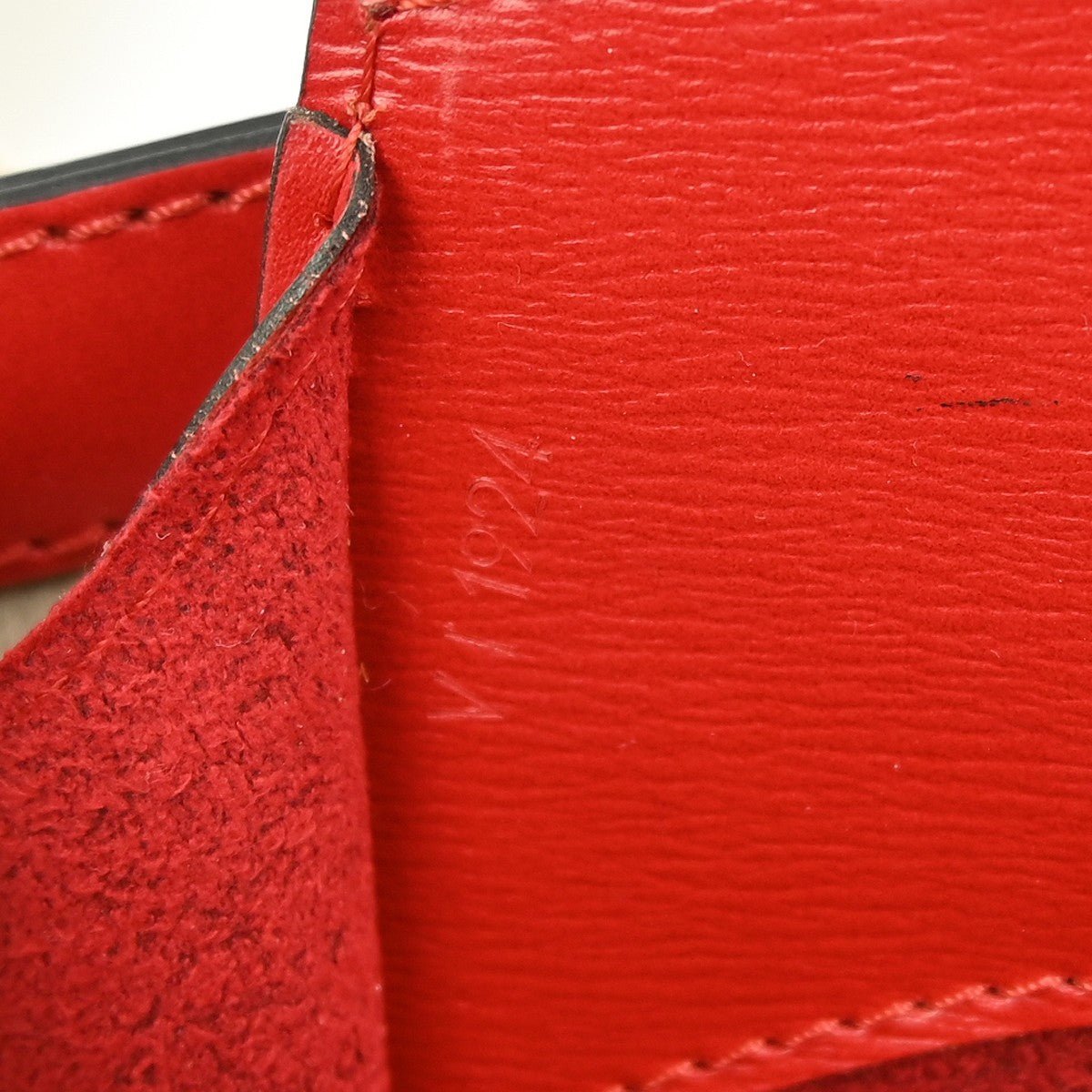 Louis Vuitton Cluny Shoulder Bag - Brandsamsara