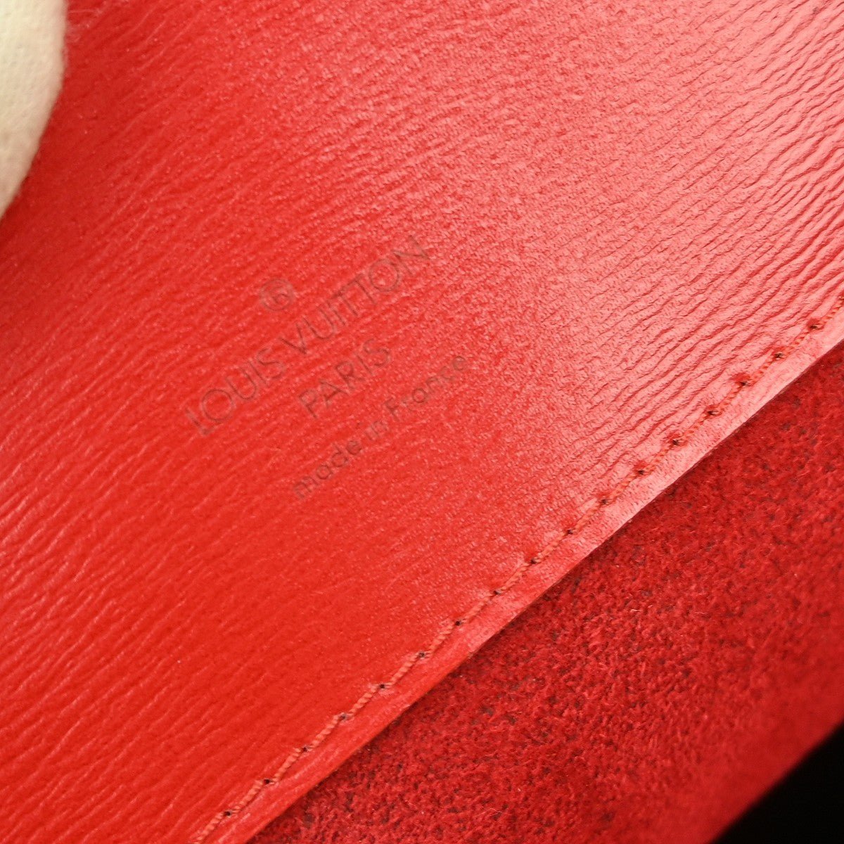 Louis Vuitton Cluny Shoulder Bag - Brandsamsara
