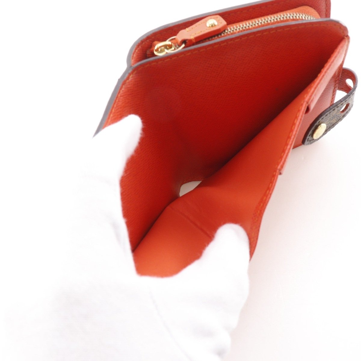 Louis Vuitton Compact Zip - Brandsamsara