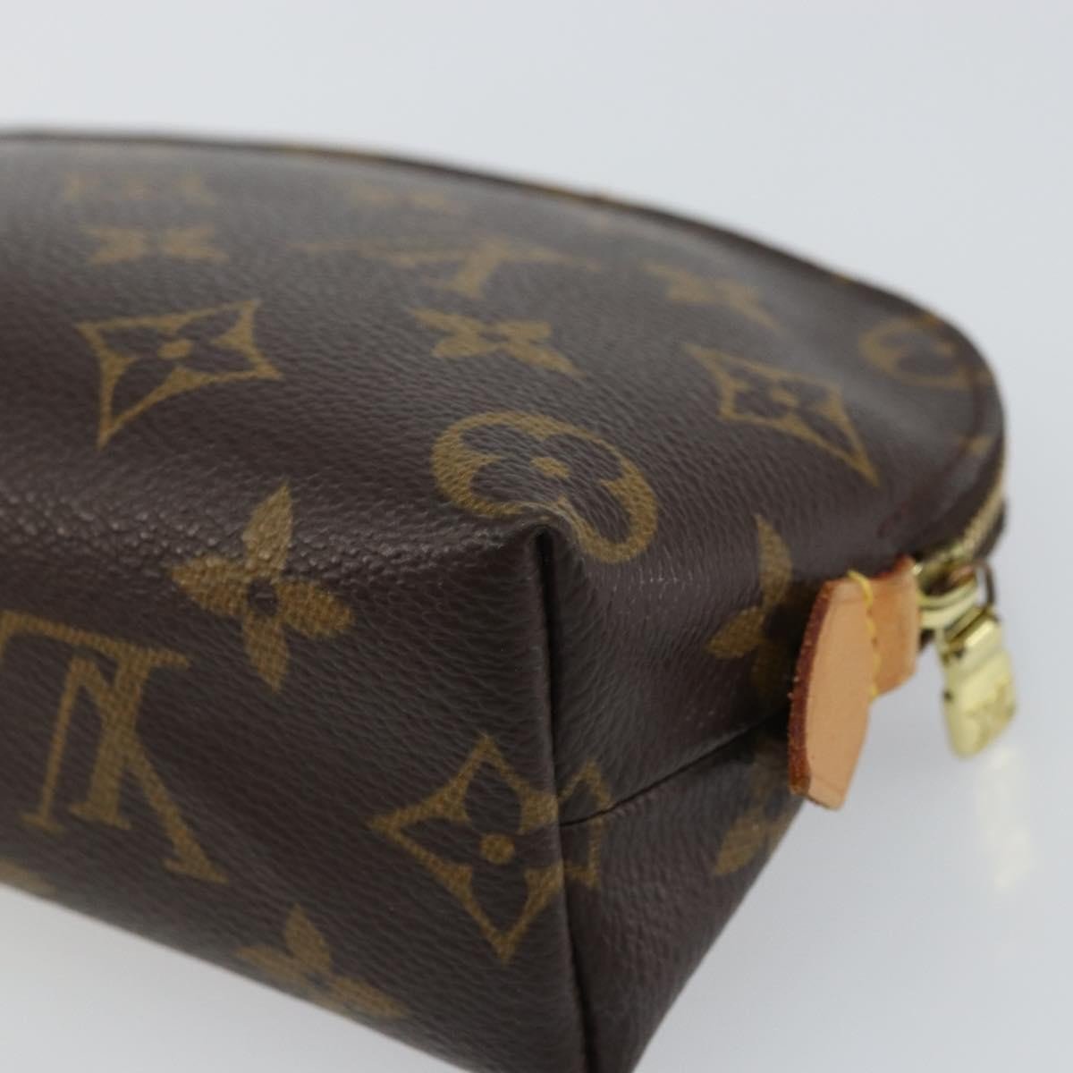 Louis Vuitton Cosmetic Pouch - Brandsamsara