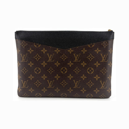 Louis Vuitton Daily Pouch Monogram, Brown, Canvas, Clutch