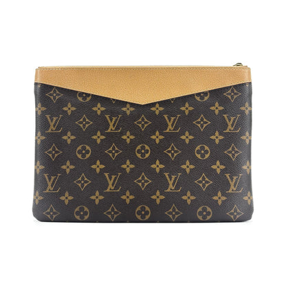 Louis Vuitton Daily Pouch Monogram Canvas, Brown, Canvas, Clutch