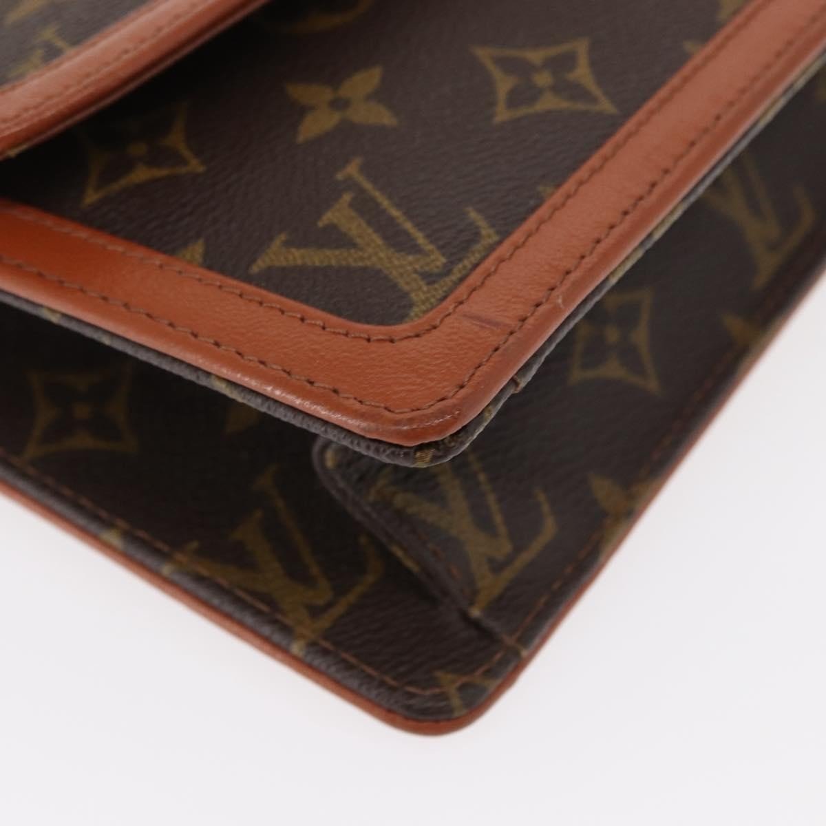 Louis Vuitton Dame Pochette - Brandsamsara