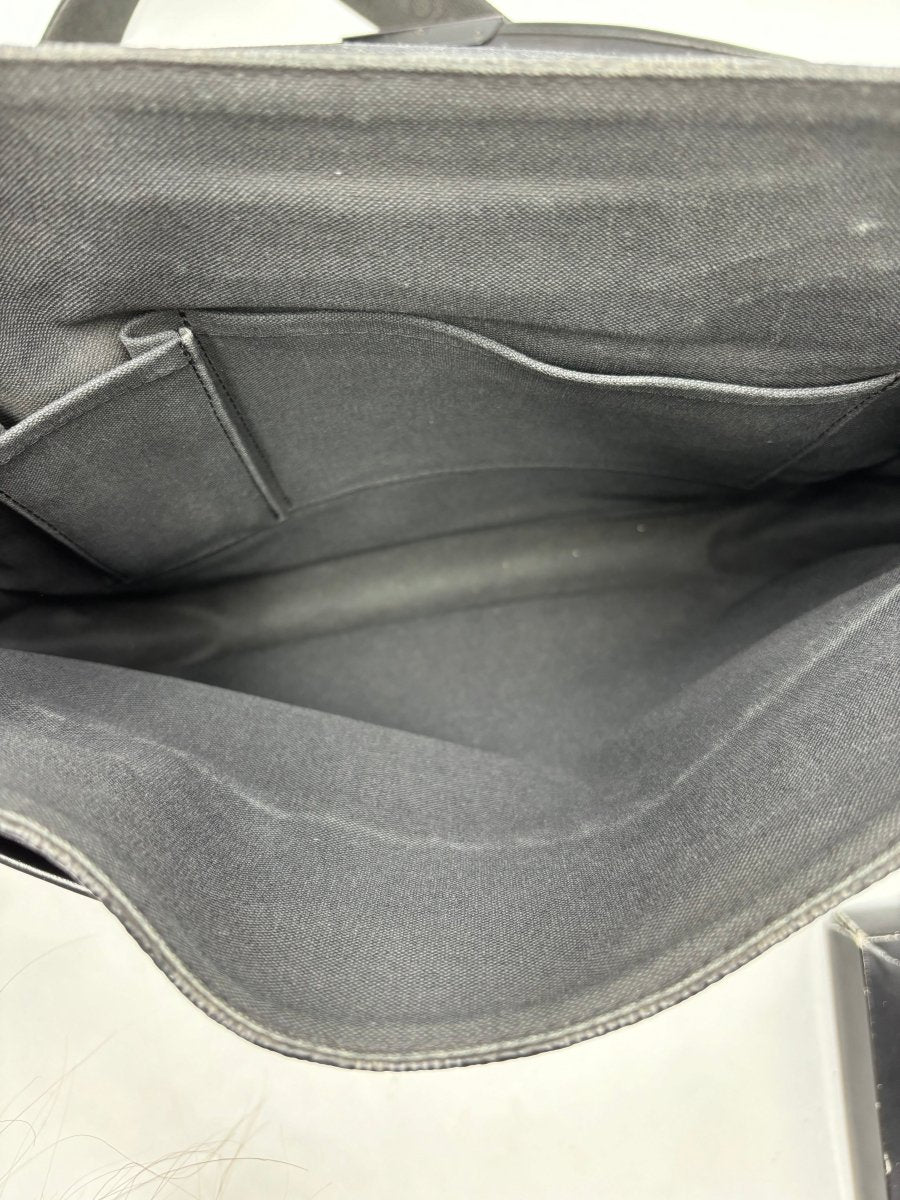 Louis Vuitton Daniel Messenger - Brandsamsara