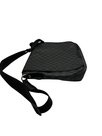 Louis Vuitton Daniel Messenger - Brandsamsara