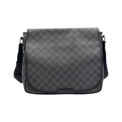 Louis Vuitton Daniel Messenger - Brandsamsara