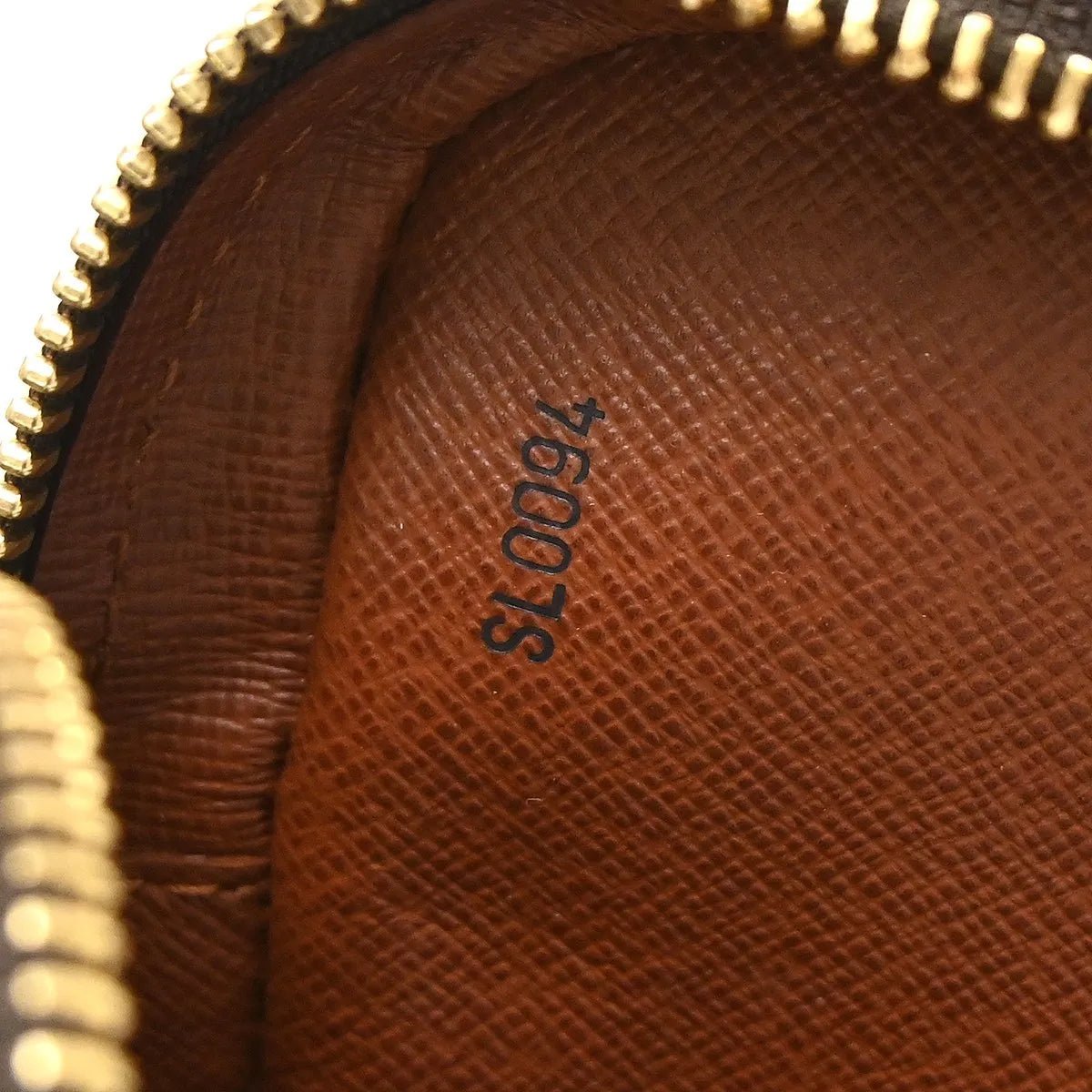Louis Vuitton Danube - Brandsamsara