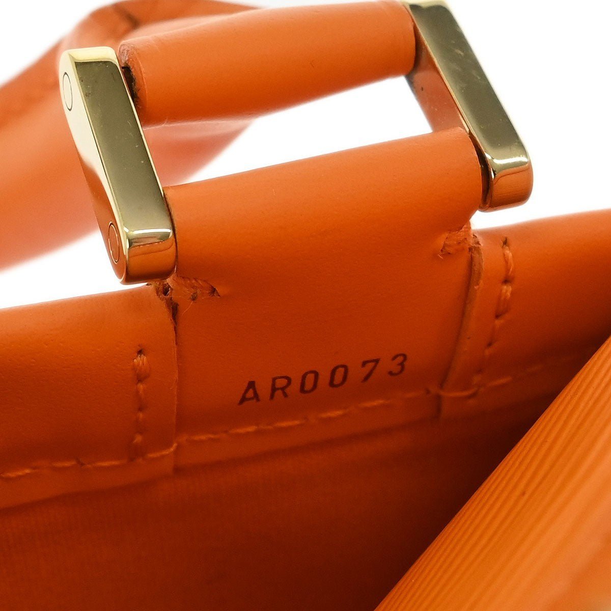 Louis Vuitton Danura Handbag - Brandsamsara