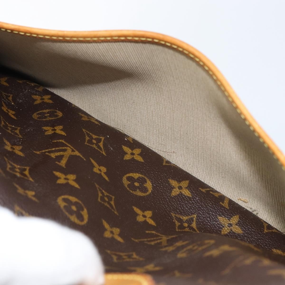 Louis Vuitton Deauville Handbag - Brandsamsara